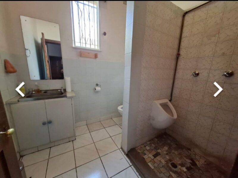 Nelson Mandela Drive 166