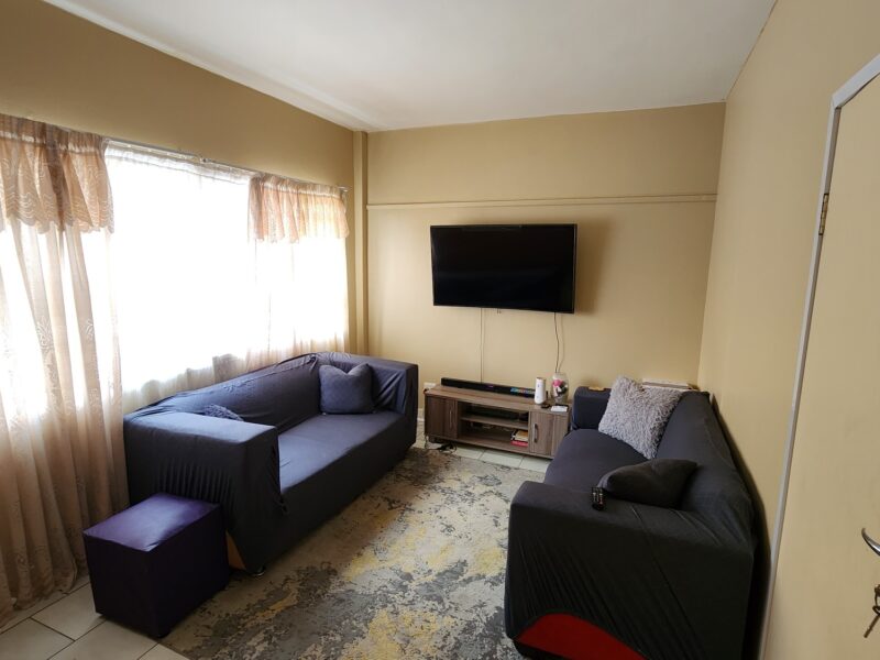 Ascot Court 8- Room