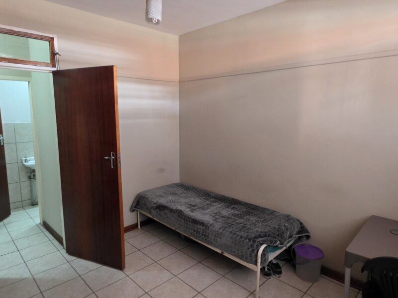 Montagu 113- Room 2