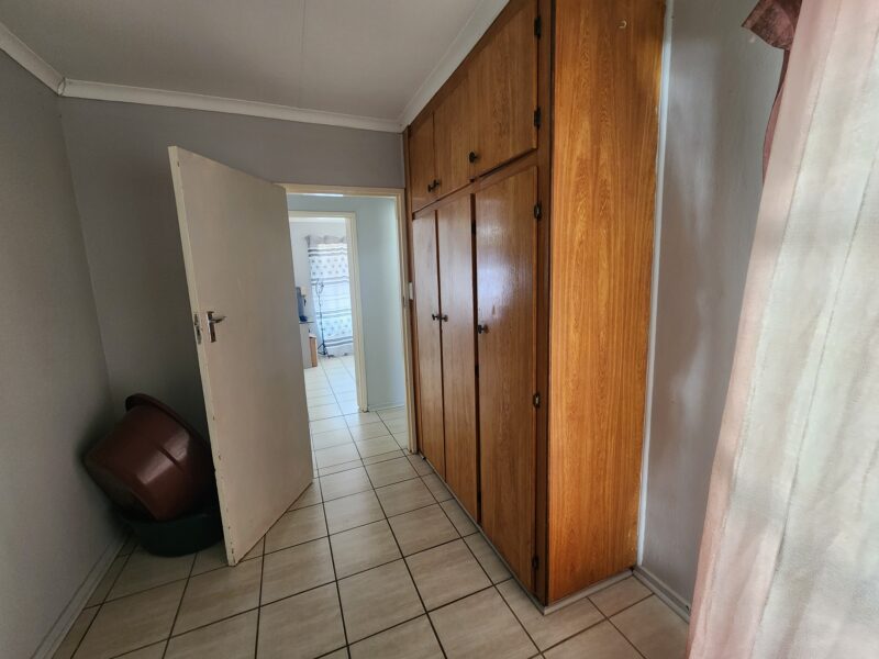 Derecks Place 10