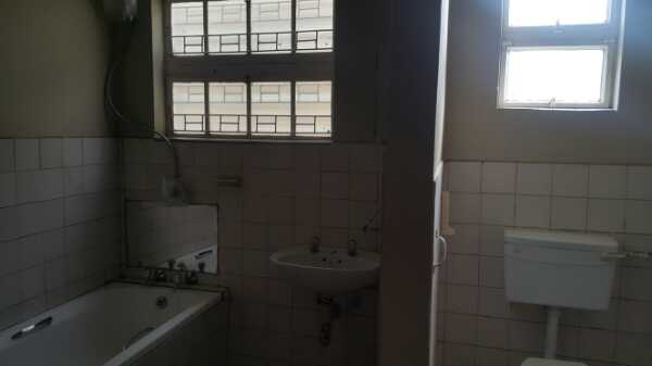 Pollie Perel St. 5B